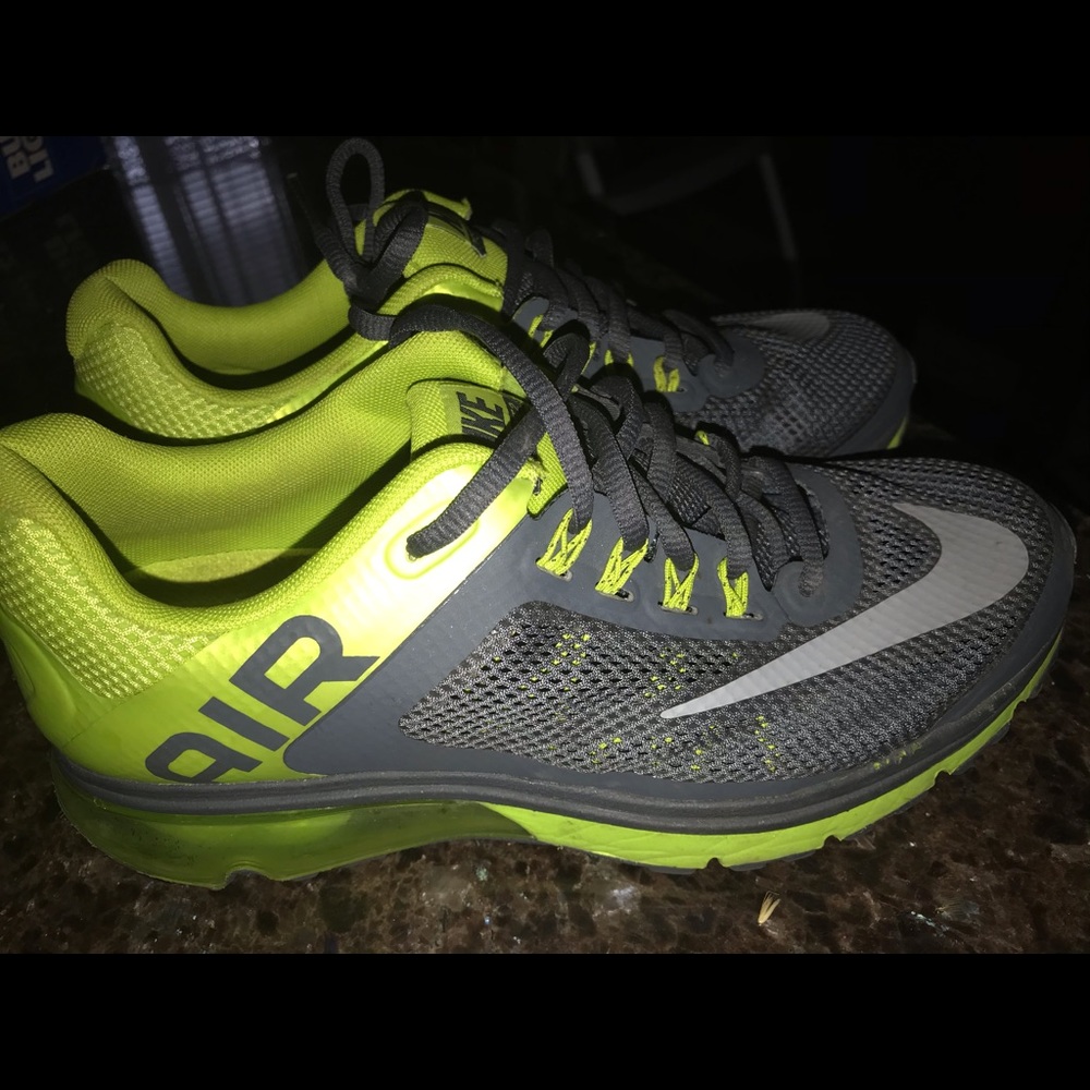 Women’s Nike tennis